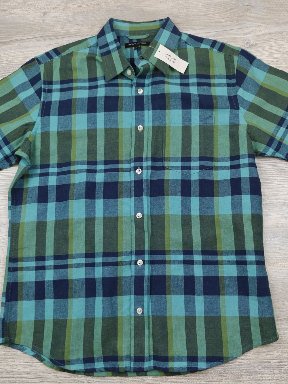 NWT Banana Republic Mens Medium Green Teal Blue Plaid Linen Blend Vacation Shirt